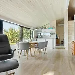 בית נופש Stunning In Dronningmølle