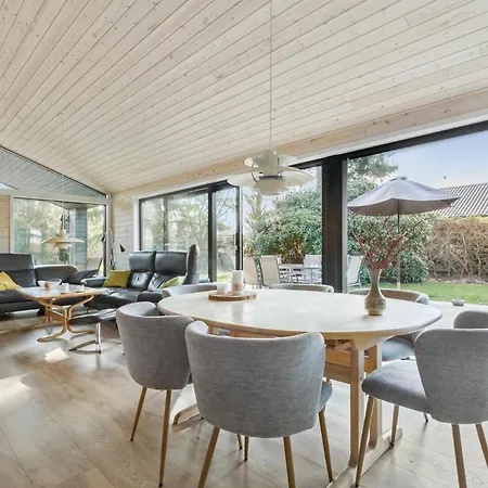 Stunning In * Dronningmølle