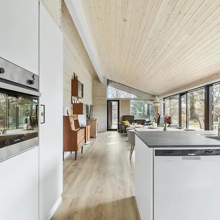Cozy Home In Dronningmolle With Sauna * Dronningmølle