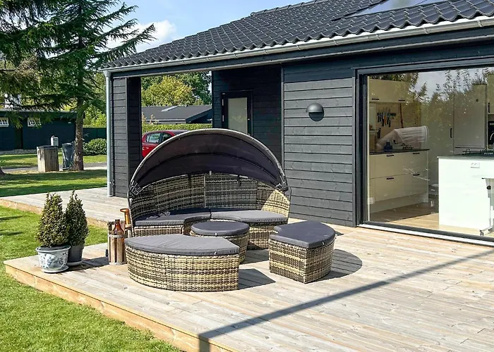 Сasa de vacaciones Stunning In Dronningmølle