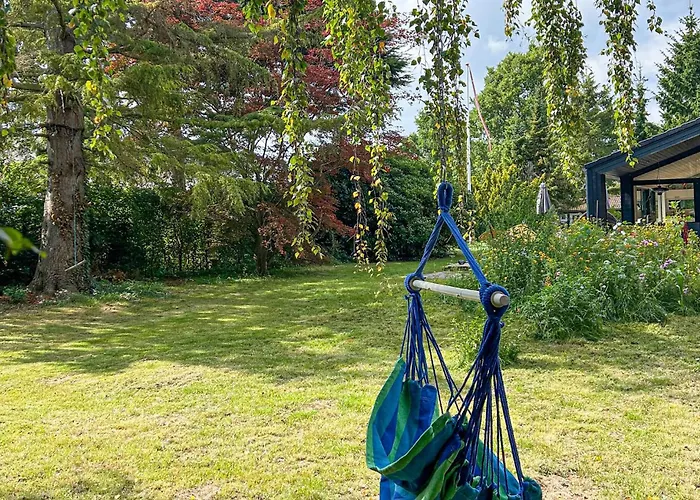 Stunning In Dronningmølle