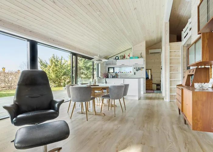 Сasa de vacaciones Stunning In Dronningmølle